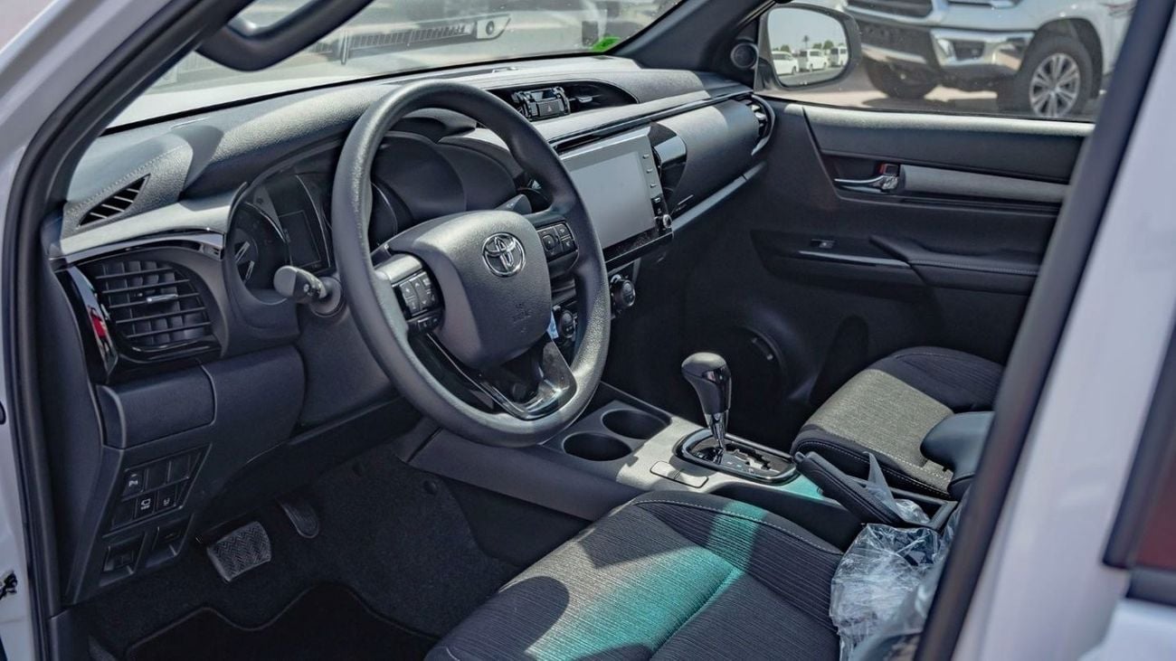 تويوتا هيلوكس 2025 Toyota Hilux Adventure 4.0L petrol AT