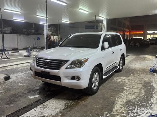 Lexus LX 570