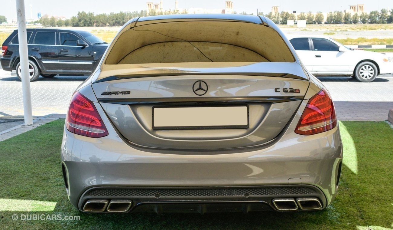 مرسيدس بنز C 63 AMG S