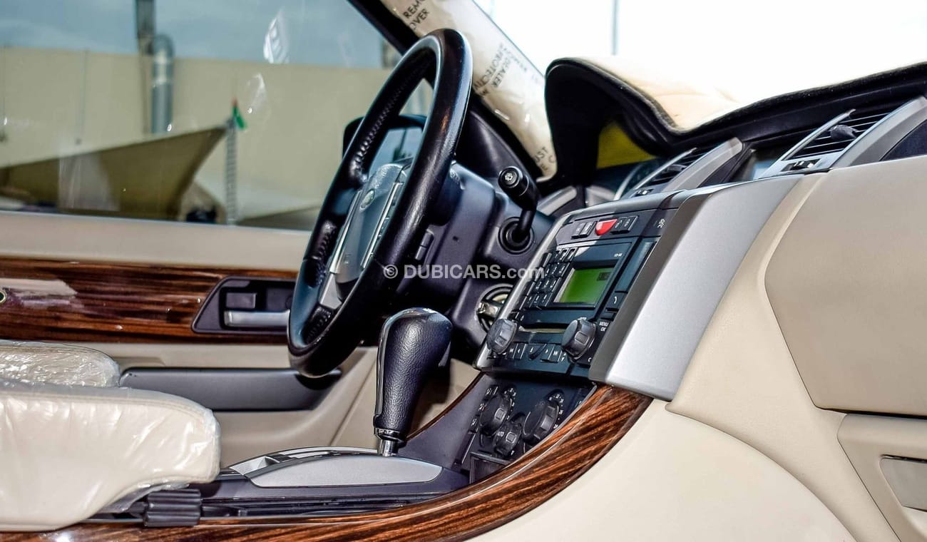 لاند روفر رينج روفر سبورت 2009 modified to 2013 original paint, perfect condition