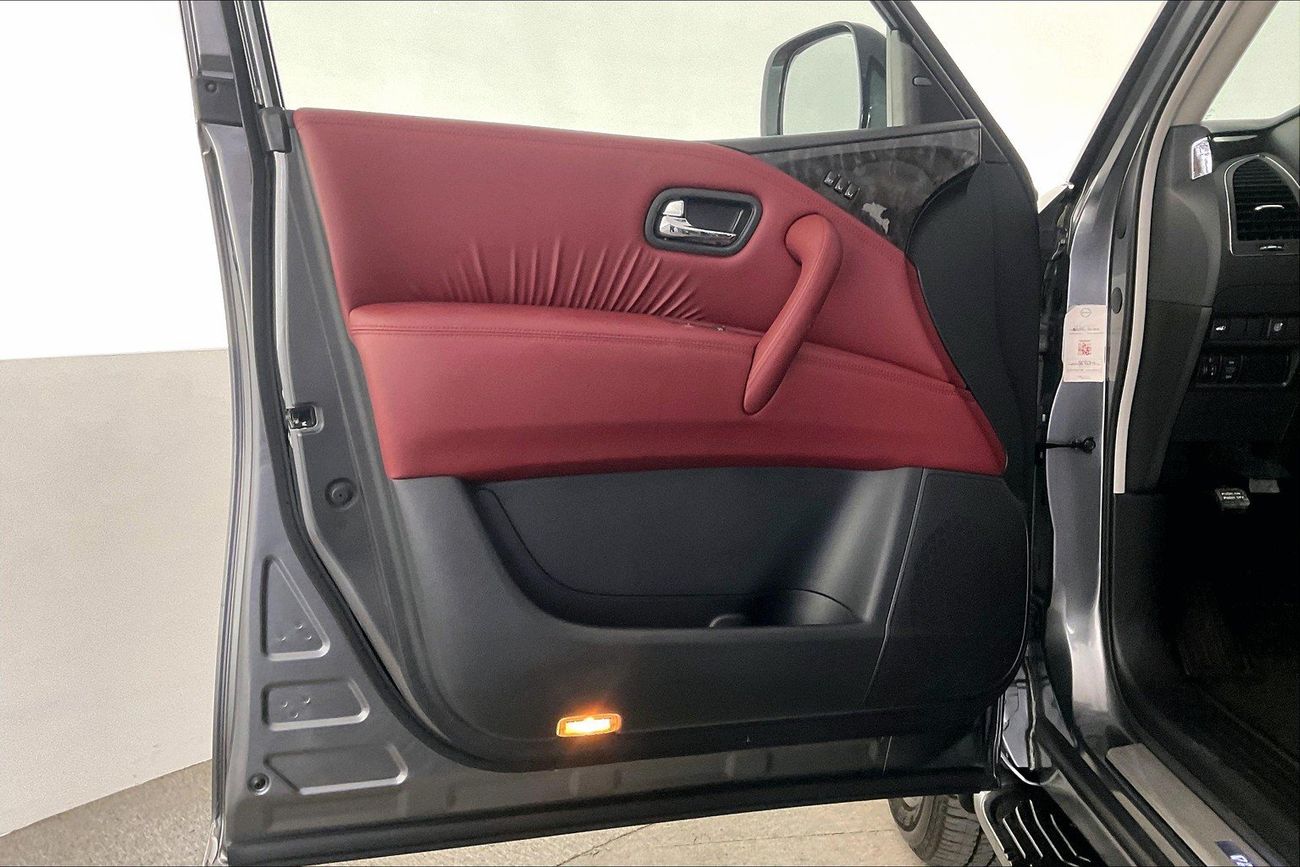 نيسان باترول SE Platinum City | شامل الضمان | 0 ﺪﻔﻋﺓ ﺃﻮﻟﻯ