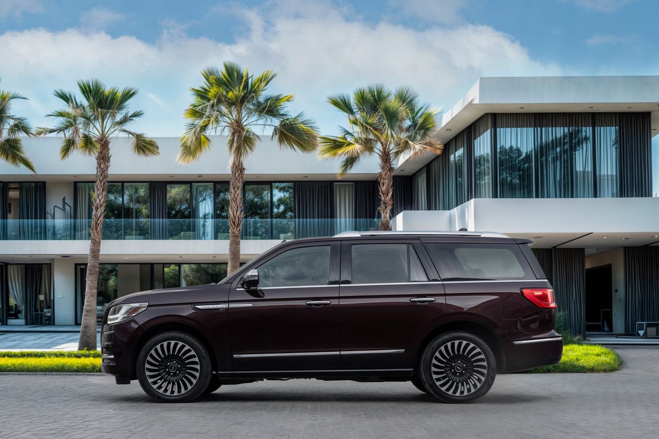 Lincoln Navigator 2,742 P.M | 0% Downpayment | LINCOLN NAVIGATOR PRESIDENTIAL!