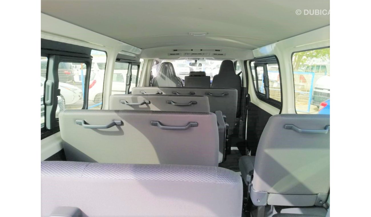 Toyota Hiace 13seats