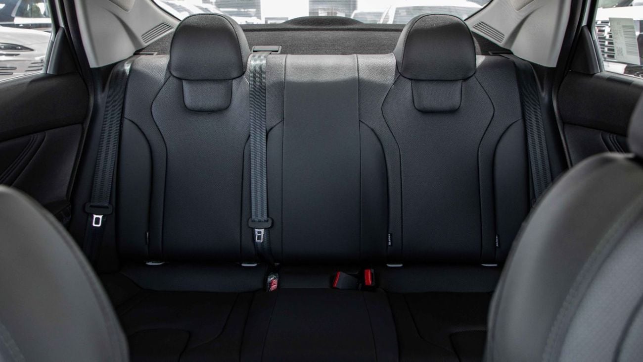 هيونداي إلانترا 1.5L Premium | 2025 | For Local Registration +10%