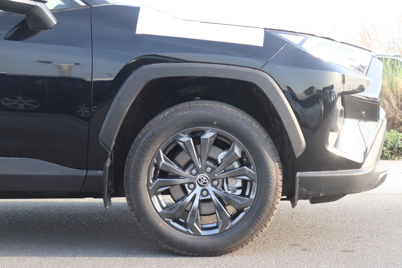 تويوتا راف ٤ 2.0 XLE - 4WD - PUSH START - SUNROOF - ALLOY WHEELS - ELECTRIC TAIL GATE - MODEL 2025