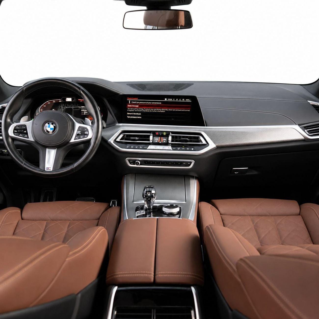 BMW X5 40i M SPORT AED 4,215 P.M • 0% Downpayment • X5 xDrive40i M Sport • Agency Warranty and Service Contract