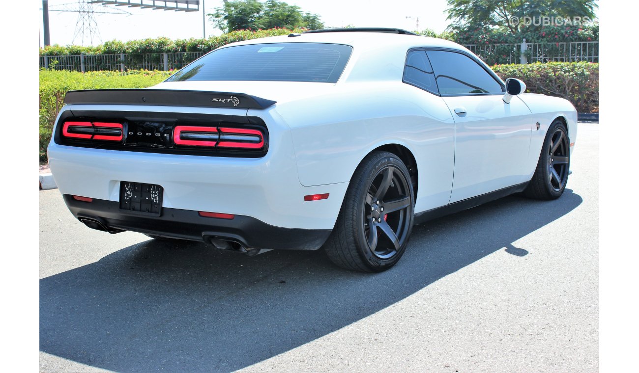 Dodge Challenger 2018/ CHALLENGER HELLCAT/ 707HP/ GCC / FULL SERVICE HISTORY WITH WARRANTY