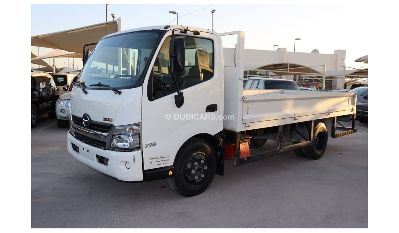 Hino 300 Hino 3T 714 2018 GCC