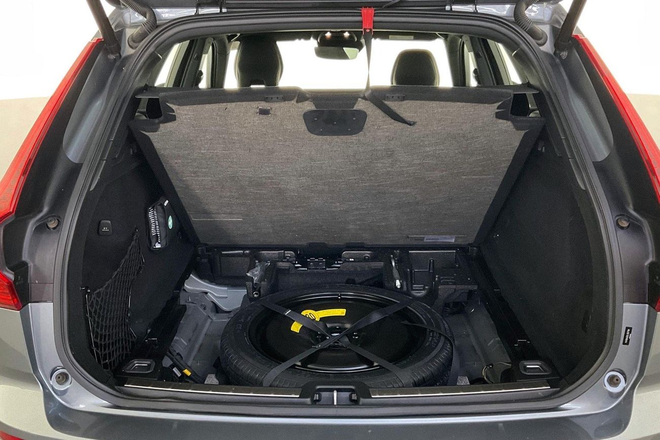 كاديلاك XT6 Premium Luxury | شامل الضمان | 0 ﺪﻔﻋﺓ ﺃﻮﻟﻯ