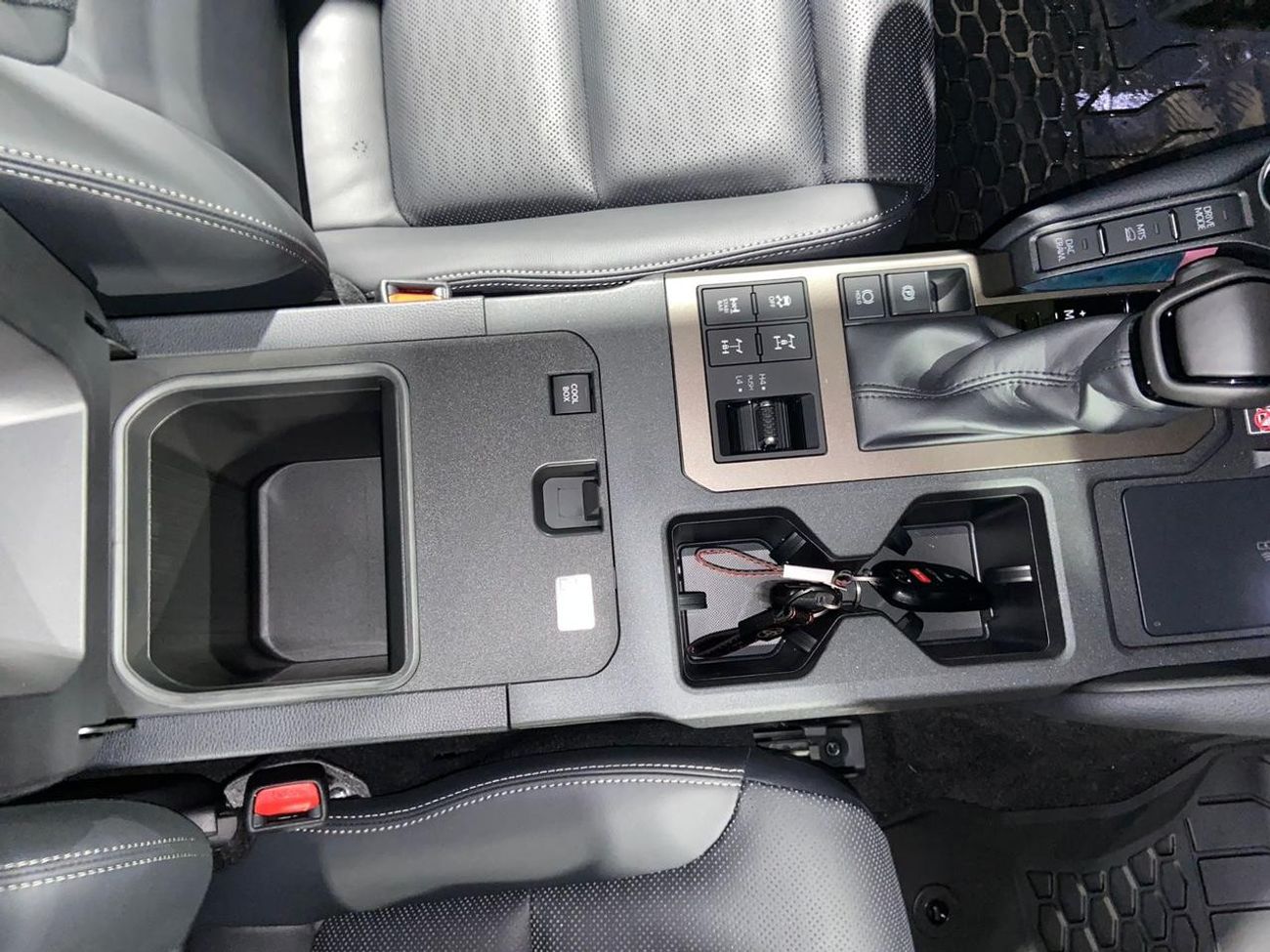 Toyota Prado Adventure 4.0L 2024 TOYOTA LAND CRUISER 250 i-FORCE MAX HYBRID PREMIUM 2.4L TURBO 4WD 5-SEATER AUTOM