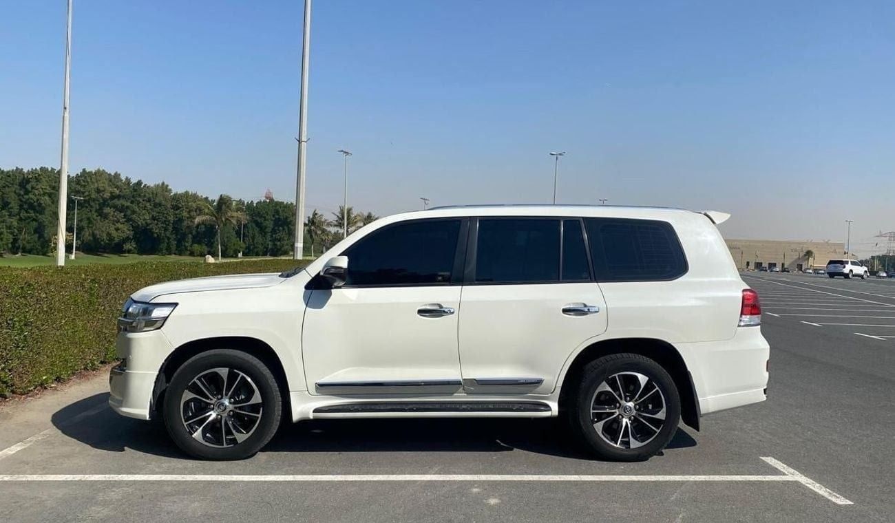Toyota Land Cruiser EXR 5.7L 4WD VXR+ 4.6L
