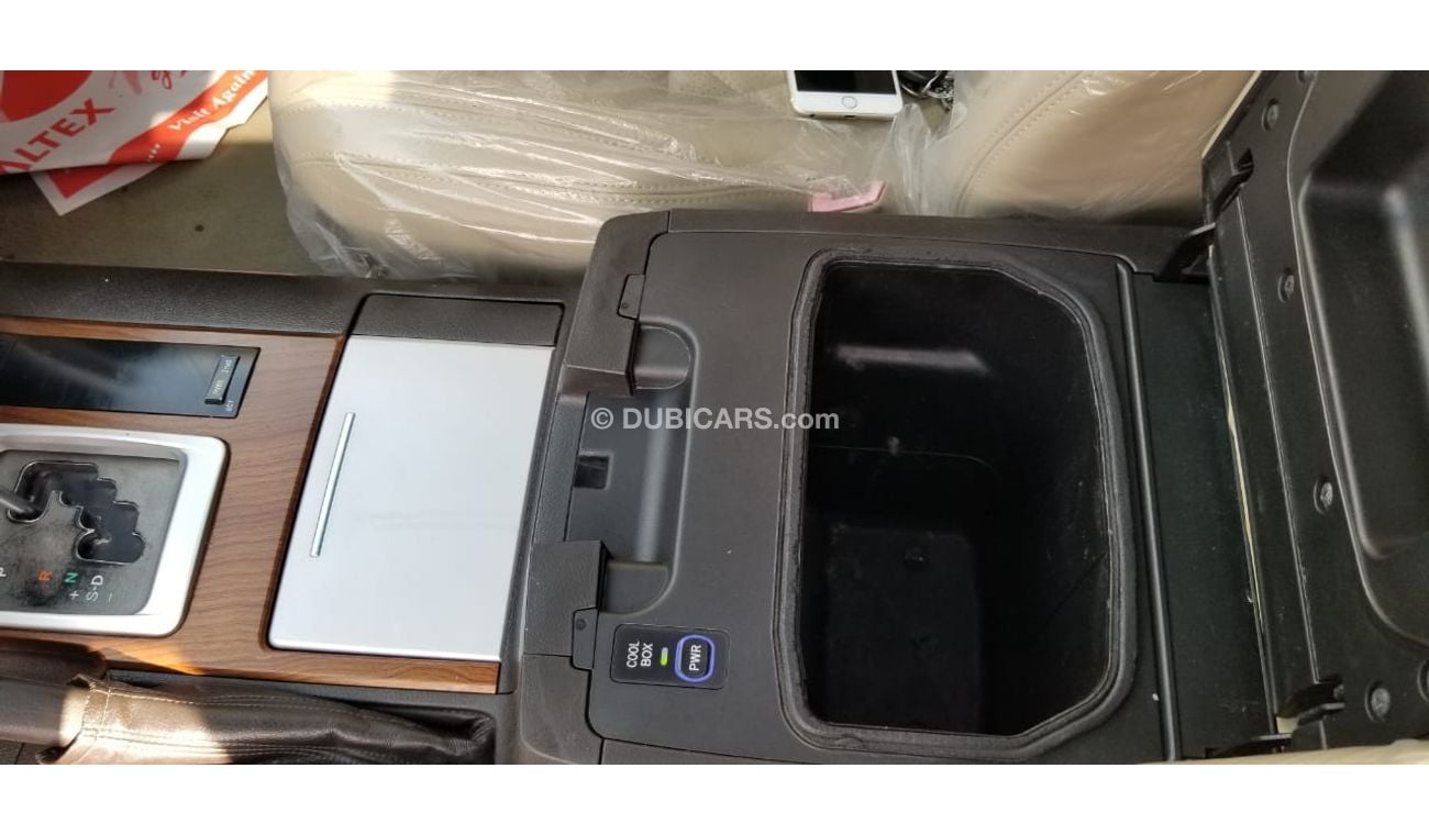 تويوتا لاند كروزر 2009 V6 GXR Face-Lifted 2020, 360 Camera, Sunroof, Leather, Power & Electric Seats, Coolant Box[RHD]