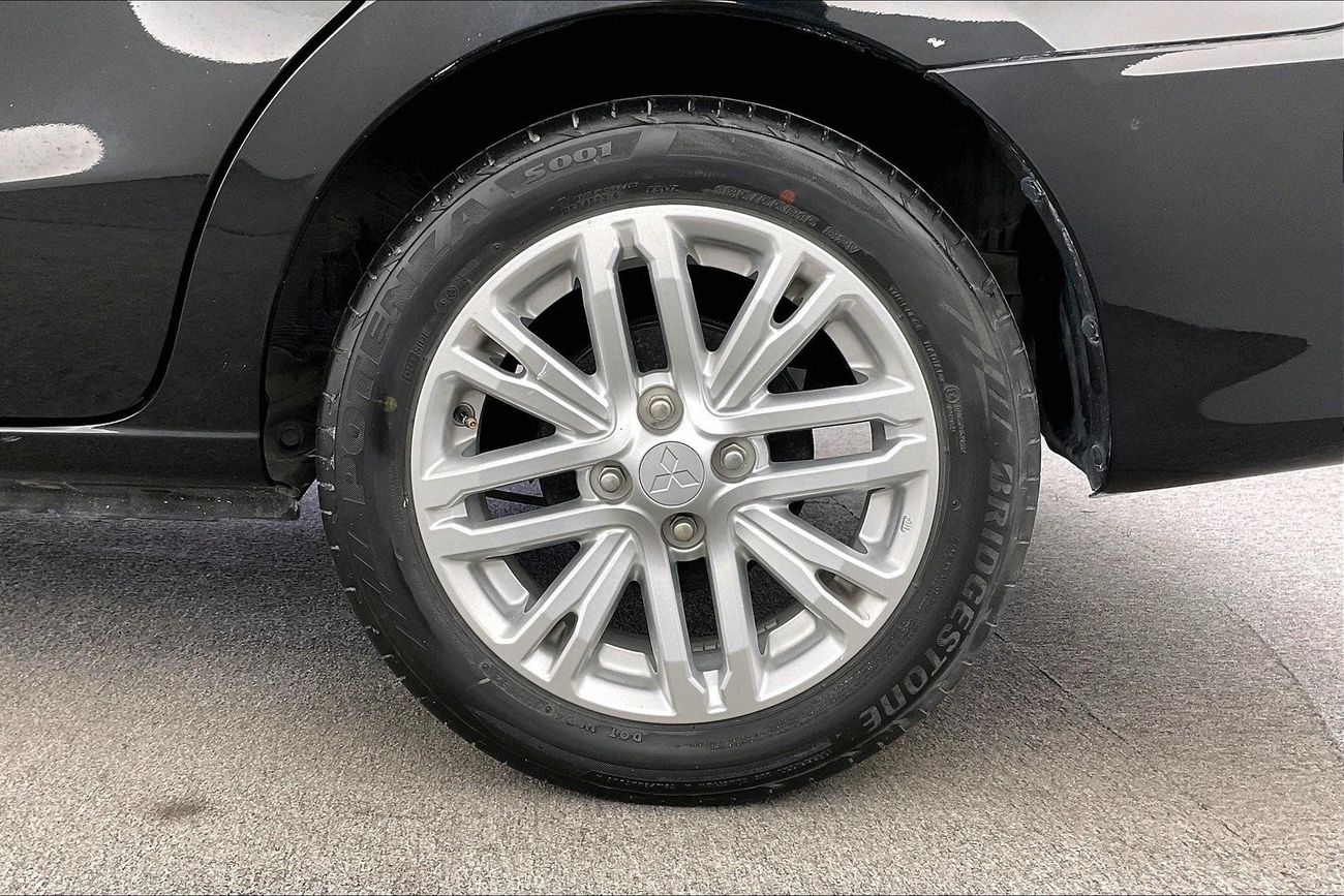 لكزس UX300h Premier | شامل الضمان | 0 ﺪﻔﻋﺓ ﺃﻮﻟﻯ