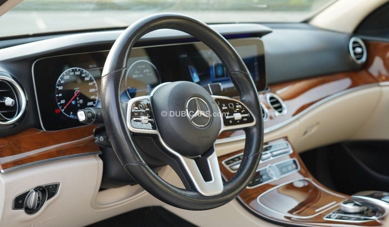 Mercedes-Benz E300 Std