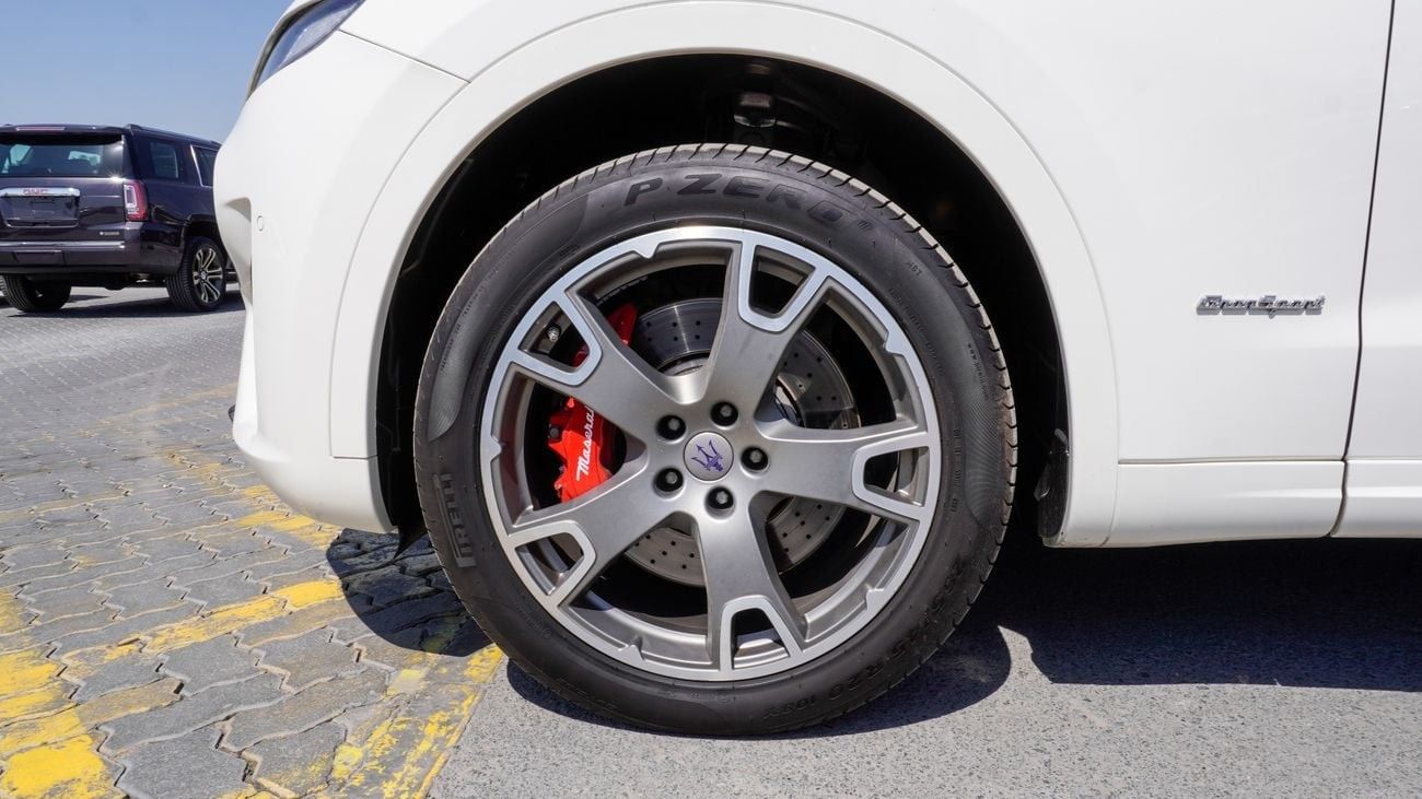 مازيراتي ليفونت Q4