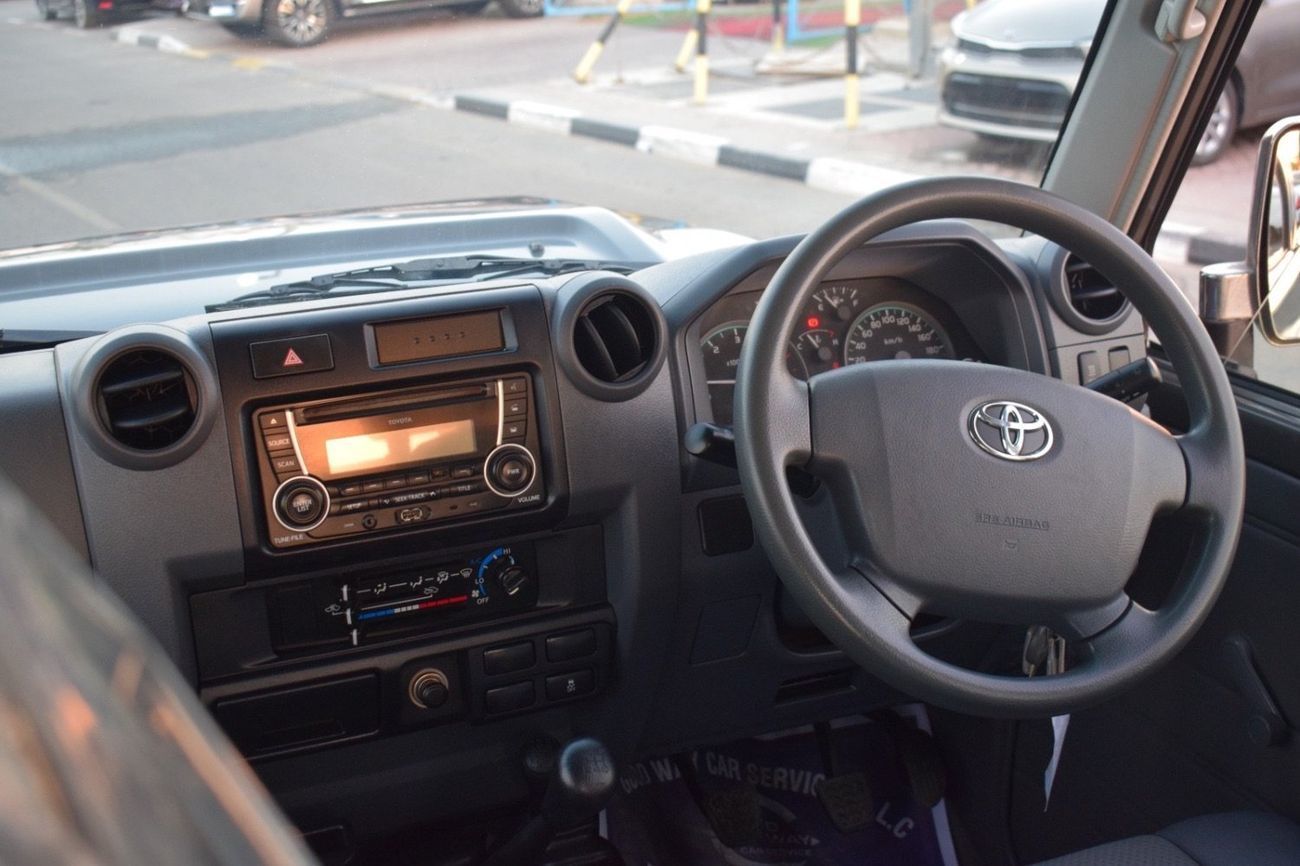 Toyota Land Cruiser Pick Up Double Cabin 4.5L