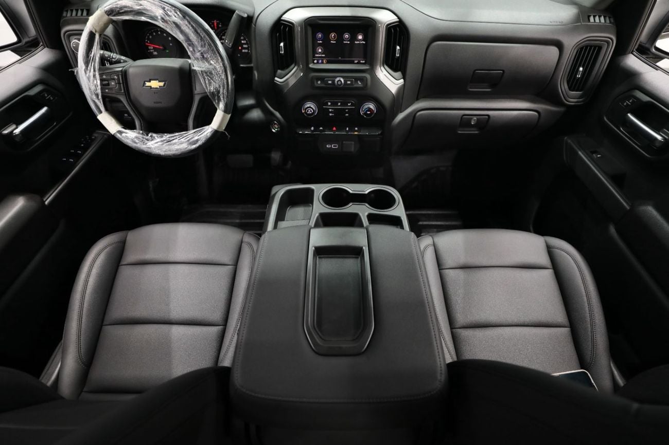 Chevrolet Silverado V8 5.3L 355 Hp 4X4 | GCC | Brand New | AED 3,550 monthly with 0% Down-Payment | Under Warranty | Ref