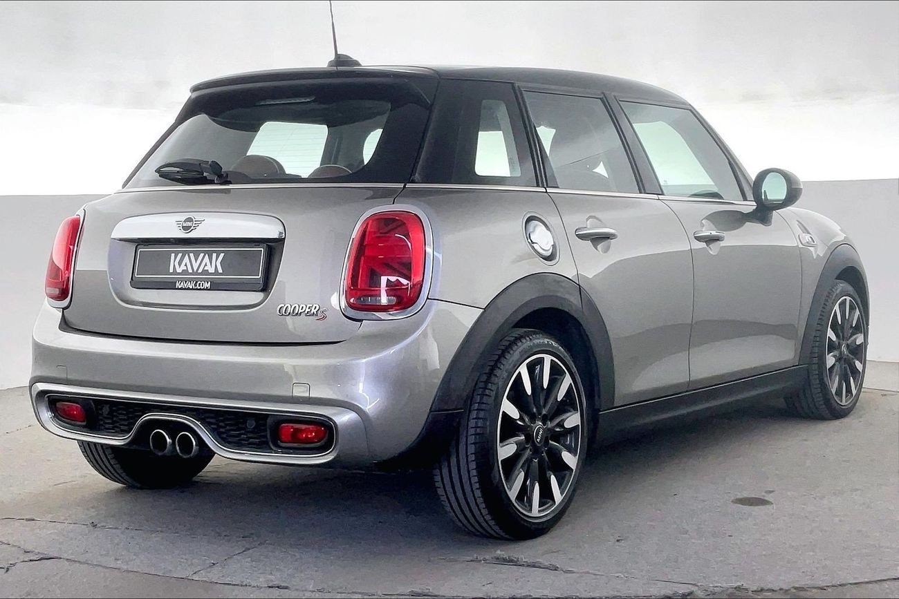 ميني كوبر إس Standard | National Day Celebration | شامل الضمان | 0 ﺪﻔﻋﺓ ﺃﻮﻟﻯ