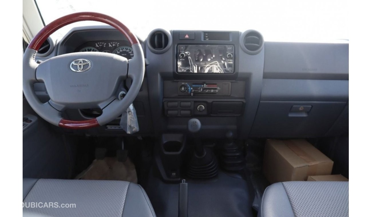 Toyota Land Cruiser Pick Up 2022 TOYOTA LAND CRUISER DOUBLE CABIN 4.0 V6 petrol