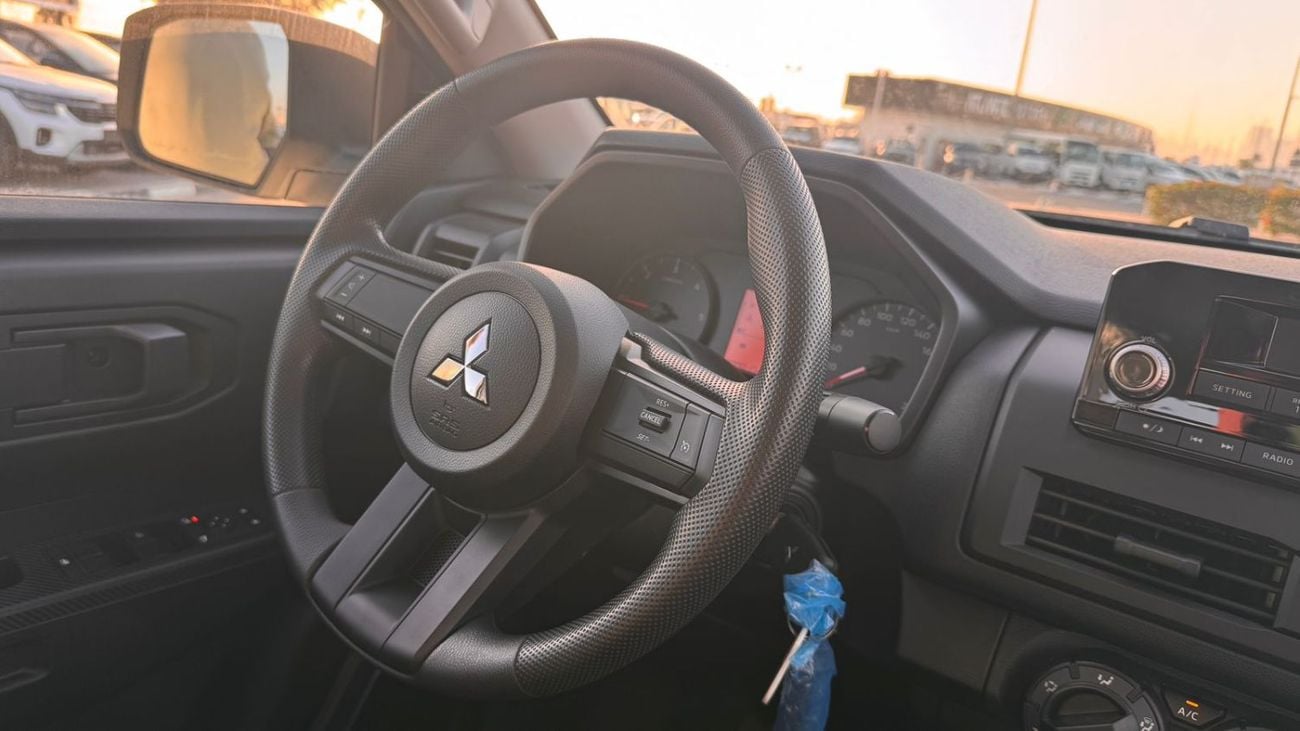 ميتسوبيشي L200 Double Cabin  2.4L 4X4  AT 6 Speed