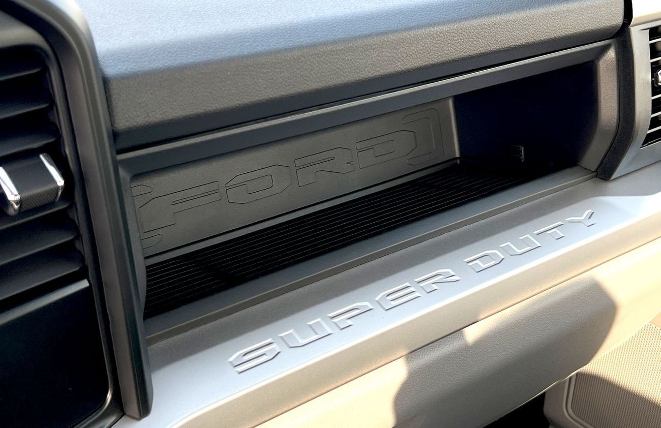 Ford F 550 F550 XL 4x4  Super Duty (Export Only)