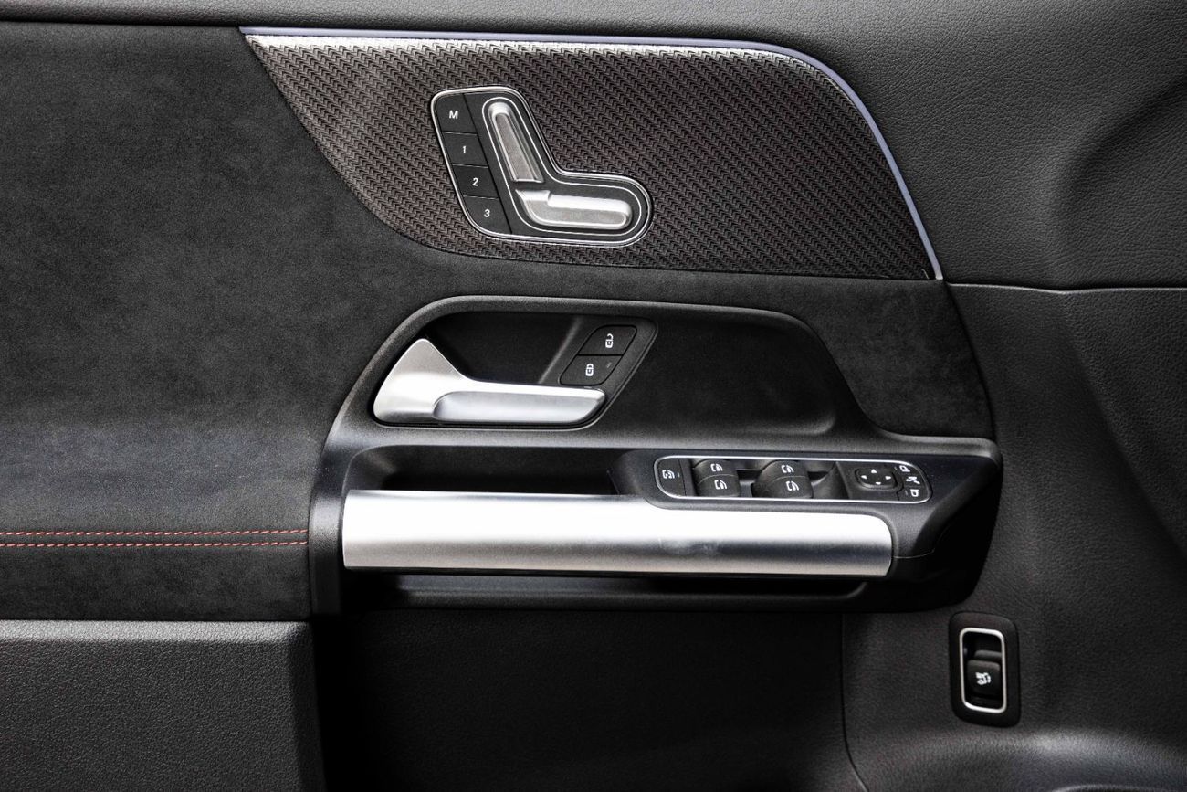 مرسيدس بنز GLA 200 200 | 3,623 P.M | 0% Downpayment | Perfect Condition!