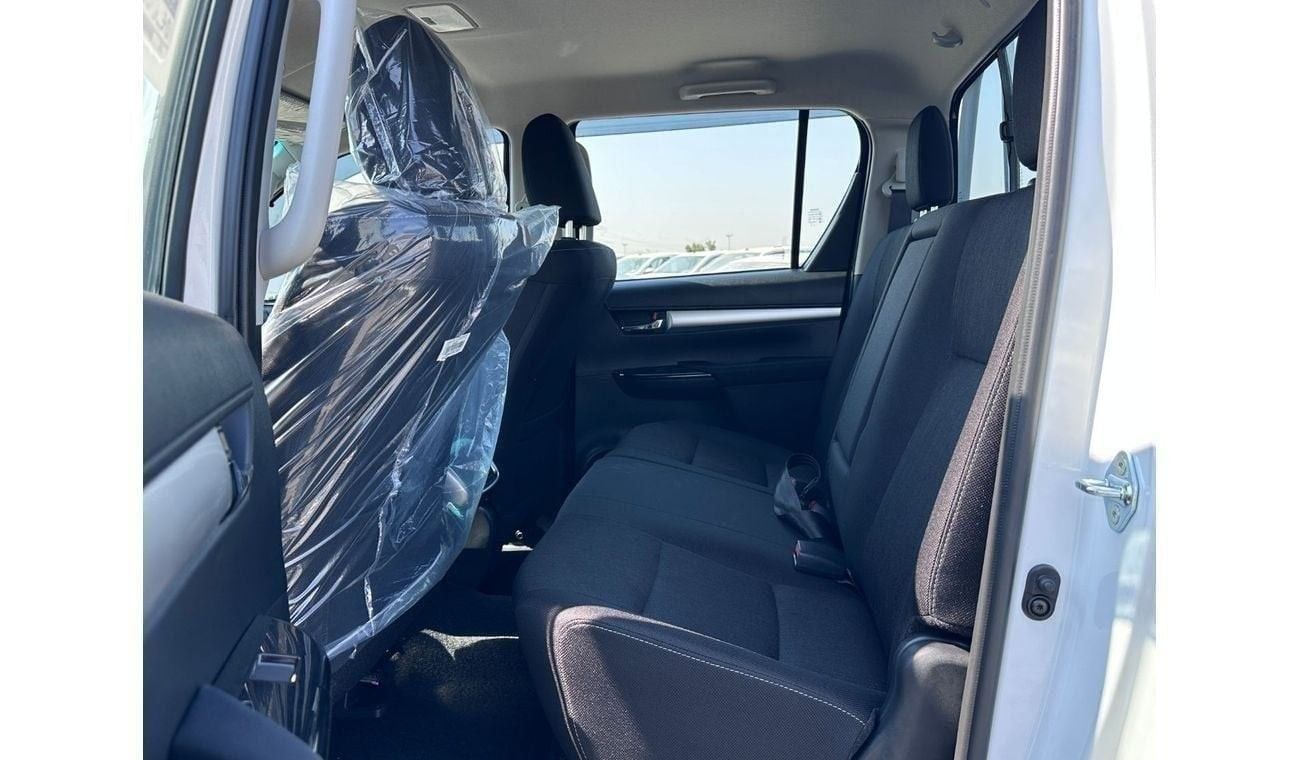 Toyota Hilux DC 2.4L DIESEL AUTOMATIC