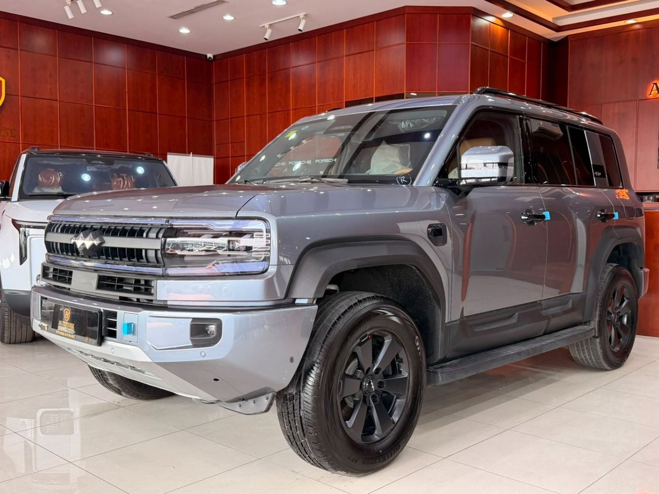 بي واي دي ليوبارد 5 ULTRA
