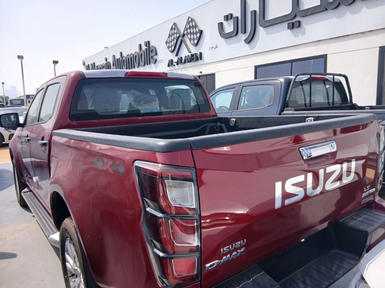 إيسوزو D ماكس