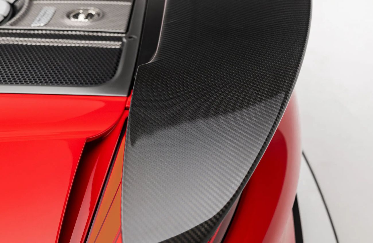 بورش 918 سبايدر 4.6L V8 N/A engine + Emotor