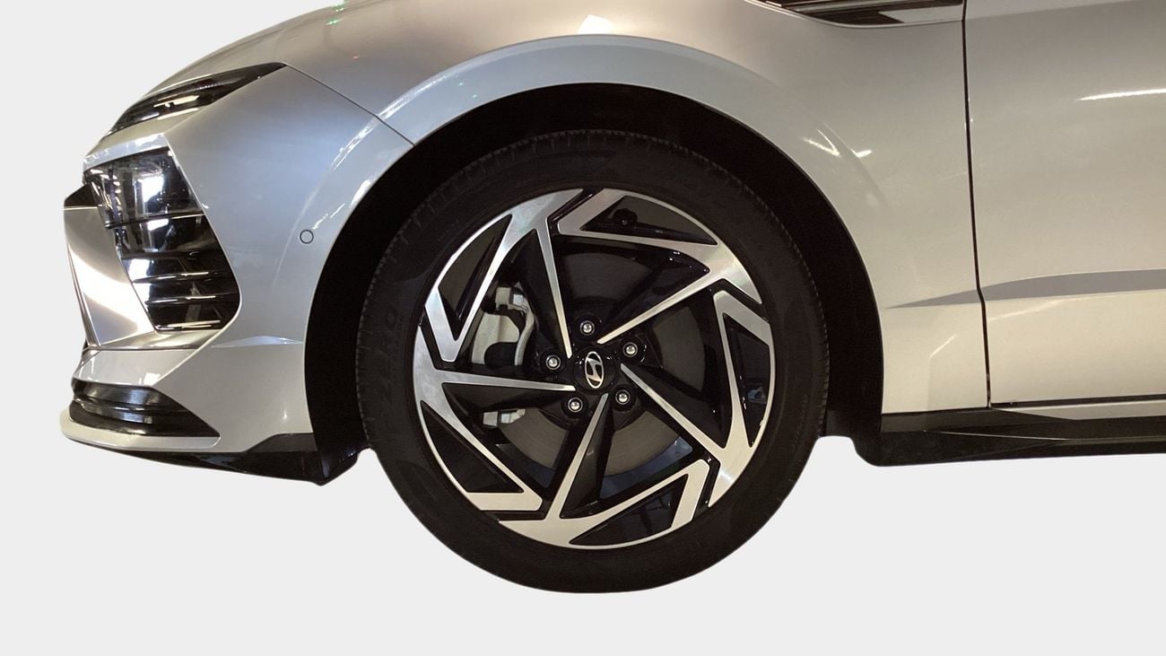 هيونداي سوناتا 2.5 AUTO PREMIUM PLUS | شامل الضمان | 0 ﺪﻔﻋﺓ ﺃﻮﻟﻯ