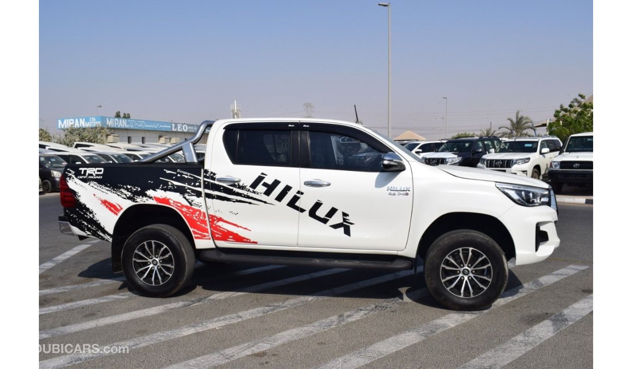 Toyota Hilux DIESEL SR5 RIGHT HAND DRIVE AUTOMATIC GEAR 2.8L YEAR 2017