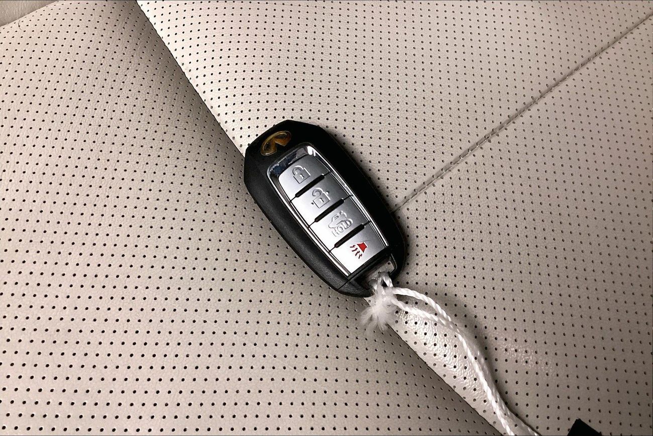 Infiniti Q50 Premium / Luxe | Guaranteed Warranty | 0 Down Payment