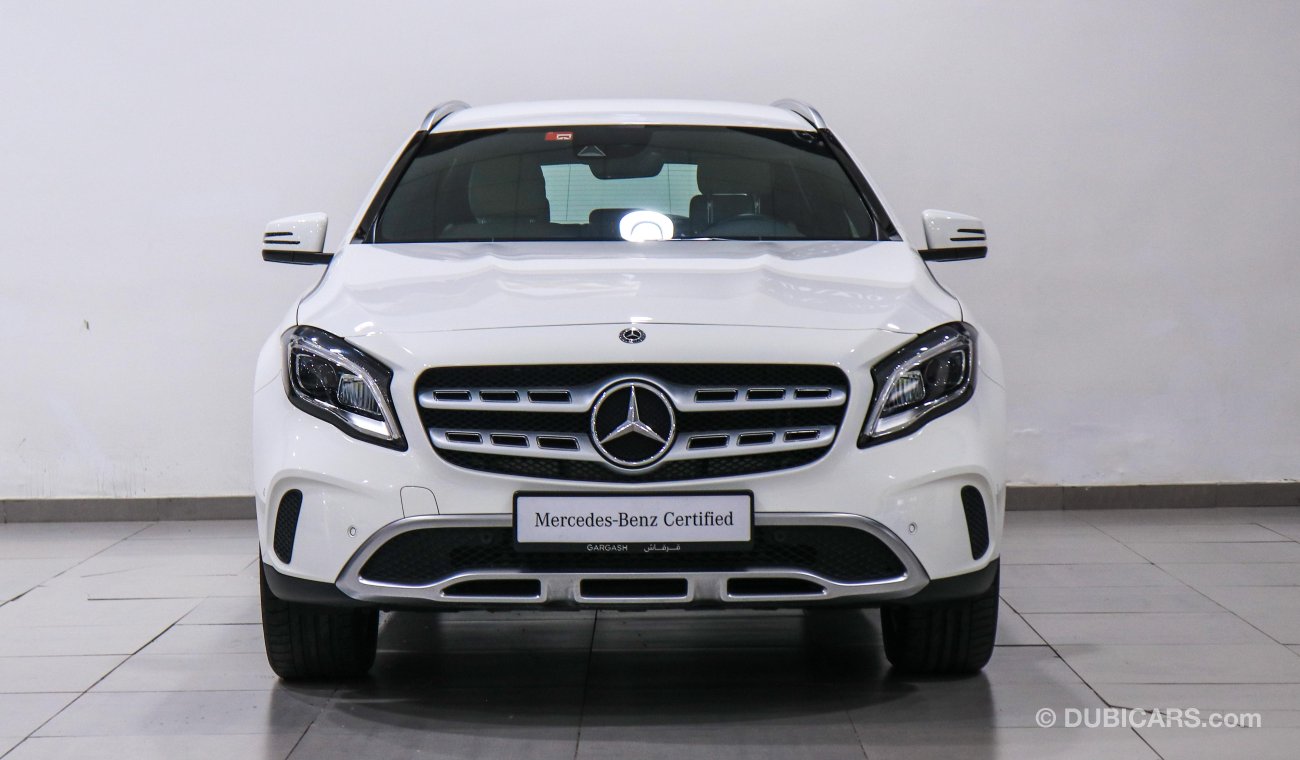 Mercedes-Benz GLA 200