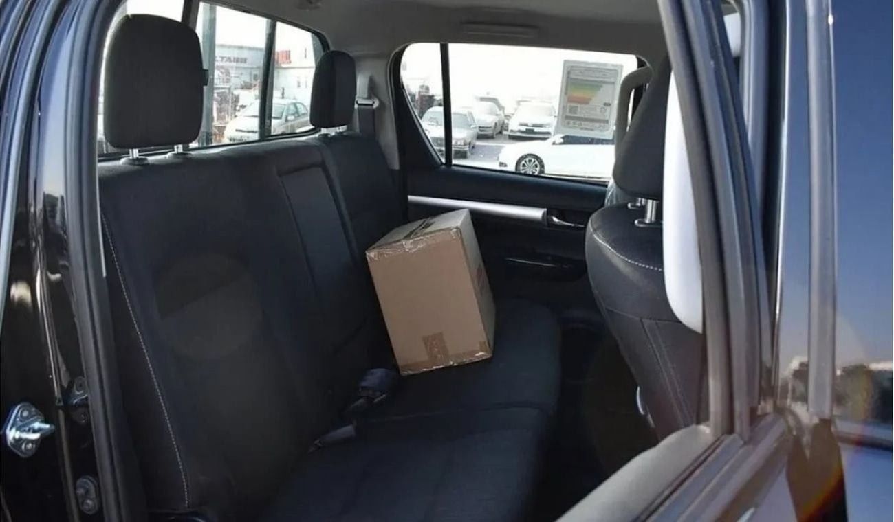 تويوتا هيلوكس SGLX TOYOTA HILUX 4.0L V6 PETROL DC AT 2025