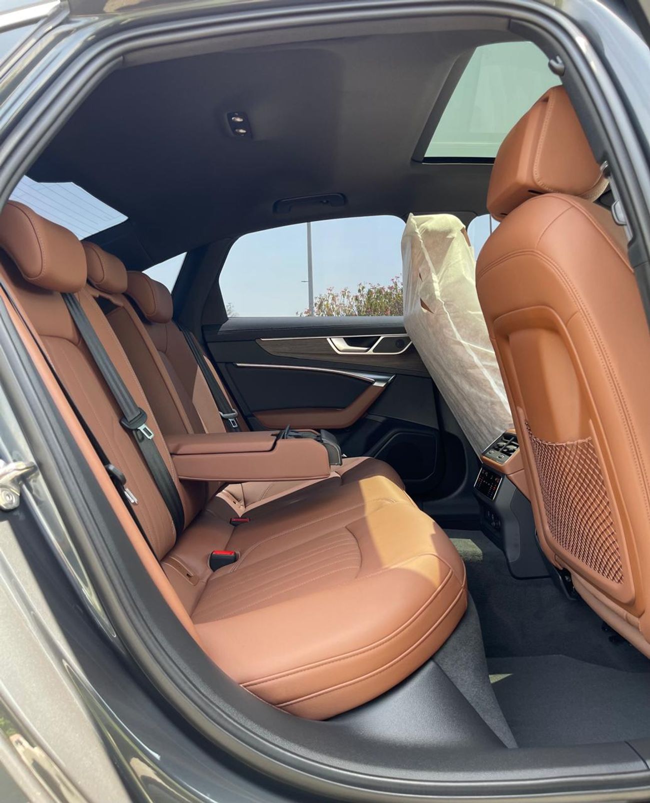 Audi A6 40 TFSI (190 HP) 40 TFSI Full Option Warranty & Service 2025 GCC