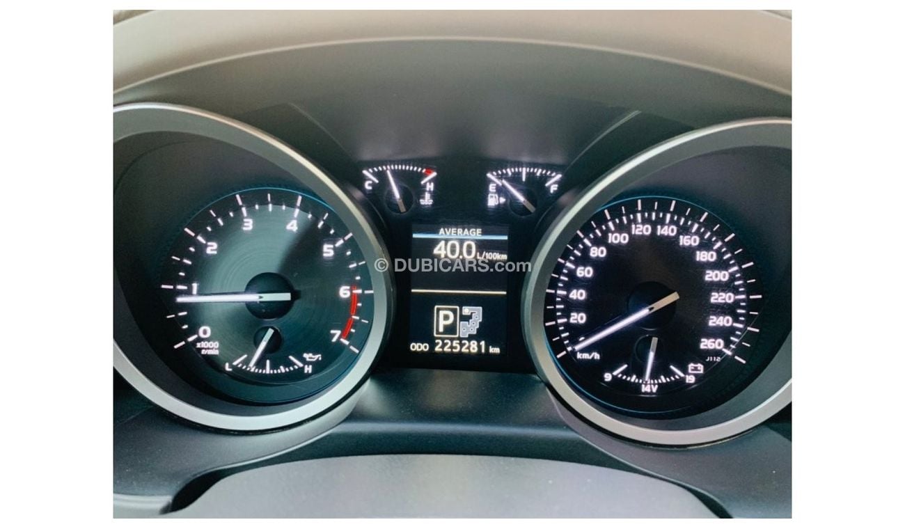 Toyota Land Cruiser VXR