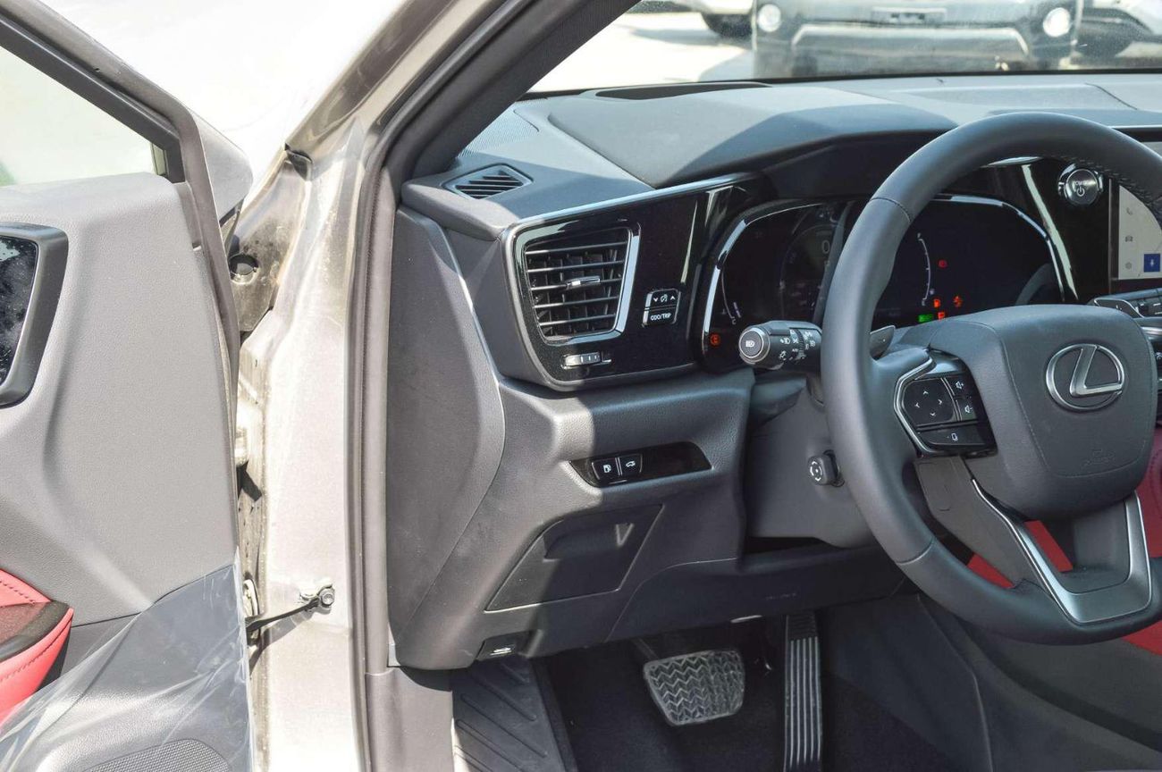 لكزس NX350 LEXUS NX350 2.4L AWD PETROL SUV 2026