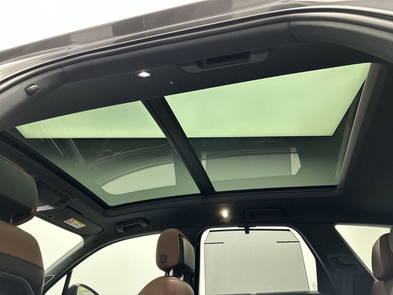 Volkswagen Touareg R-LINE VW Certified | The Ultimate Flagship SUV | Well Maintained
