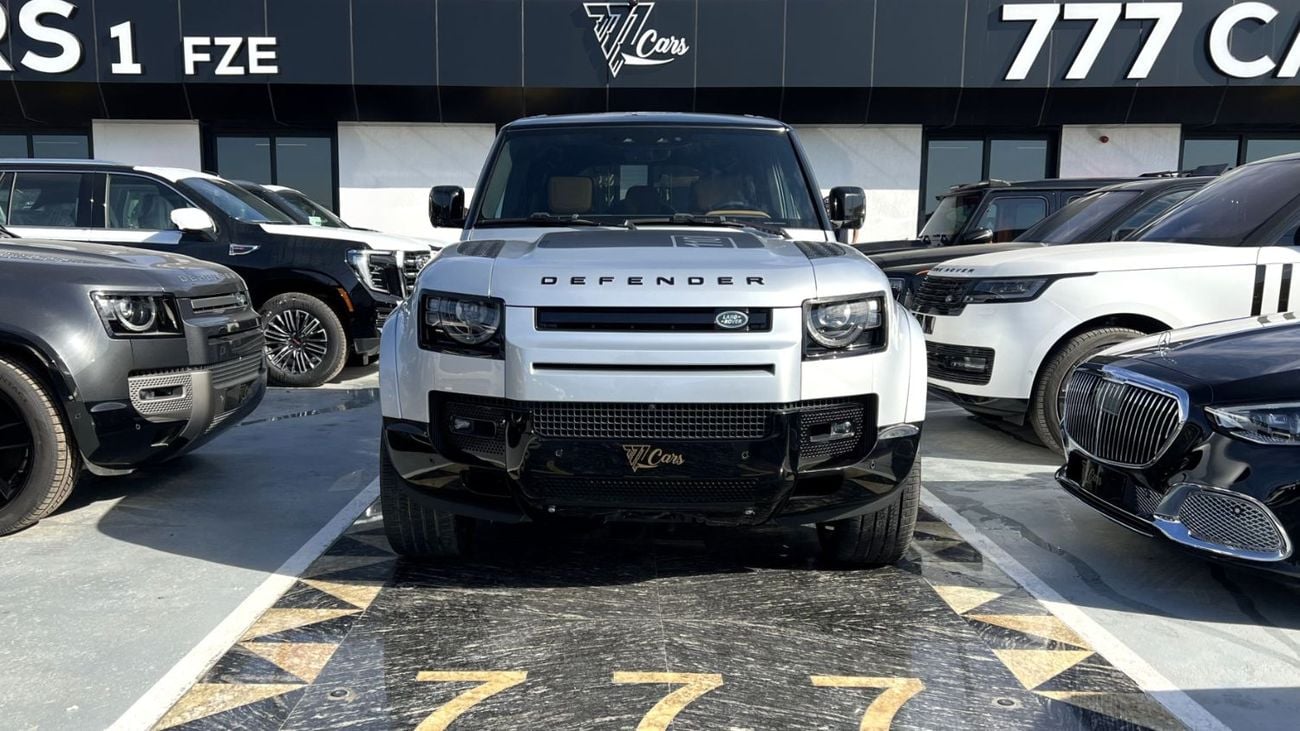 Land Rover Defender P400 110 X-Dynamic HSE 3.0L (5 Seater)
