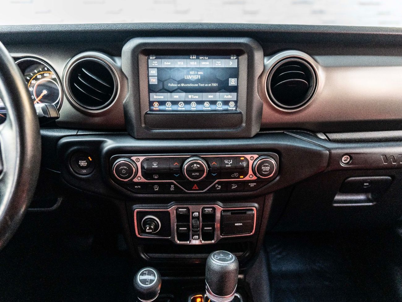 Jeep Wrangler Unlimited Sport 3.6L A/T