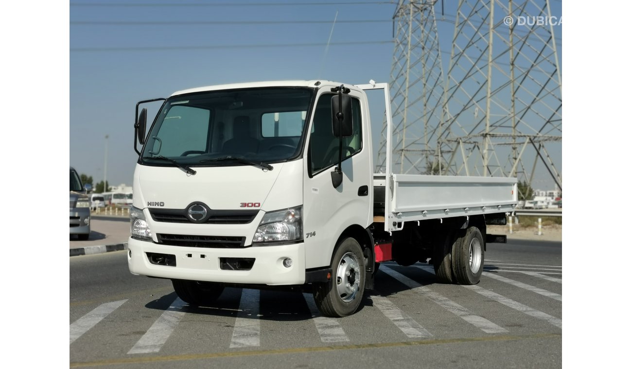 Hino 300 4.0L, DIESEL, 17.5" TYRE, KEY START, XENON HEADLIGHTS (CODE # HT300)