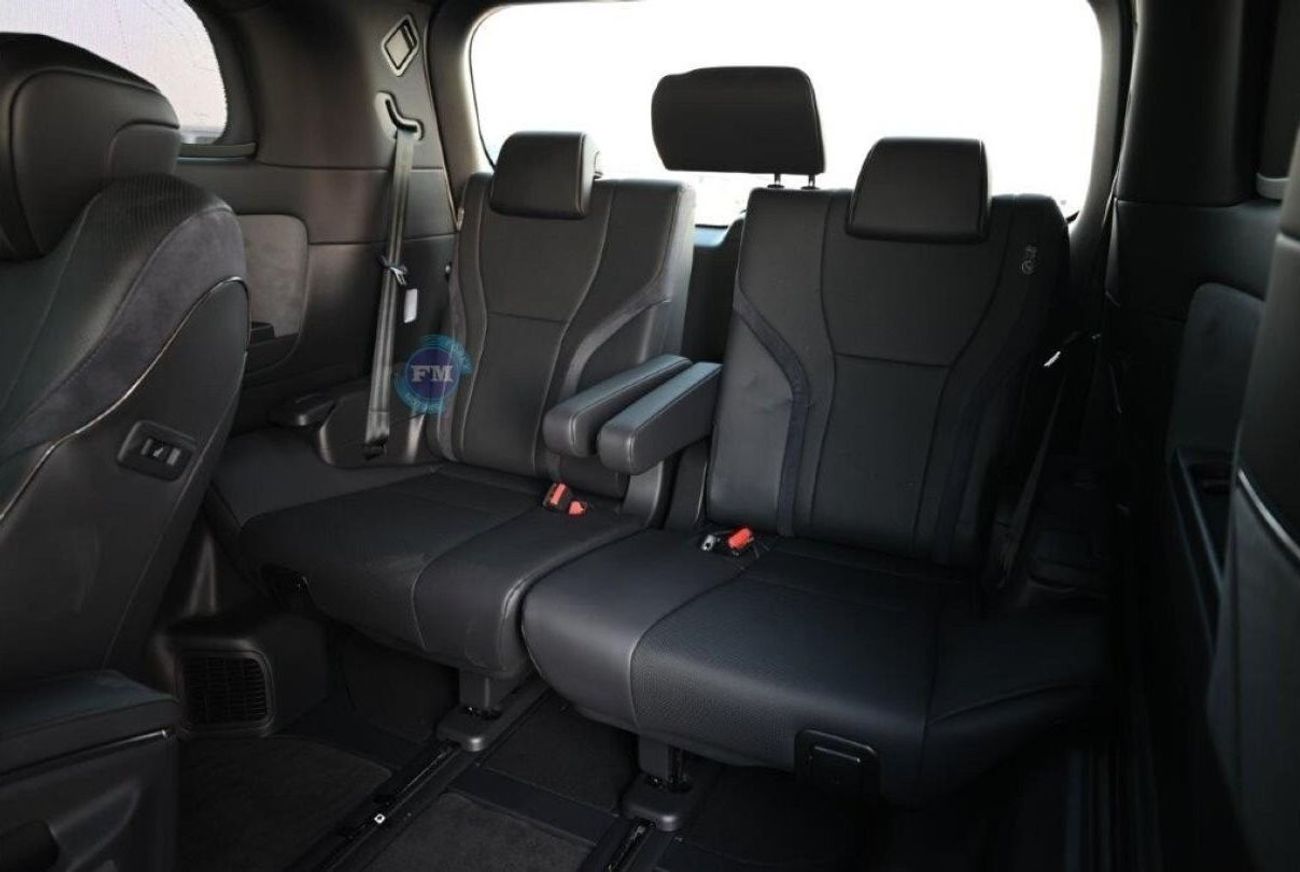 لكزس LM 350h 2.5L Automatic