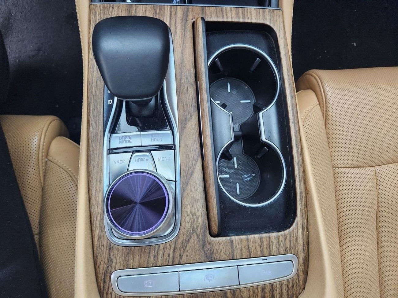 كيا K900 Std 3.8L