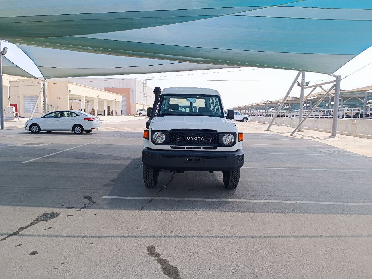 Toyota Land Cruiser 70 2024 Toyota Land Cruiser LC78 (3-Door) Hardtop VDJ 4.5L V8 Diesel M/T 4x4 Export Only