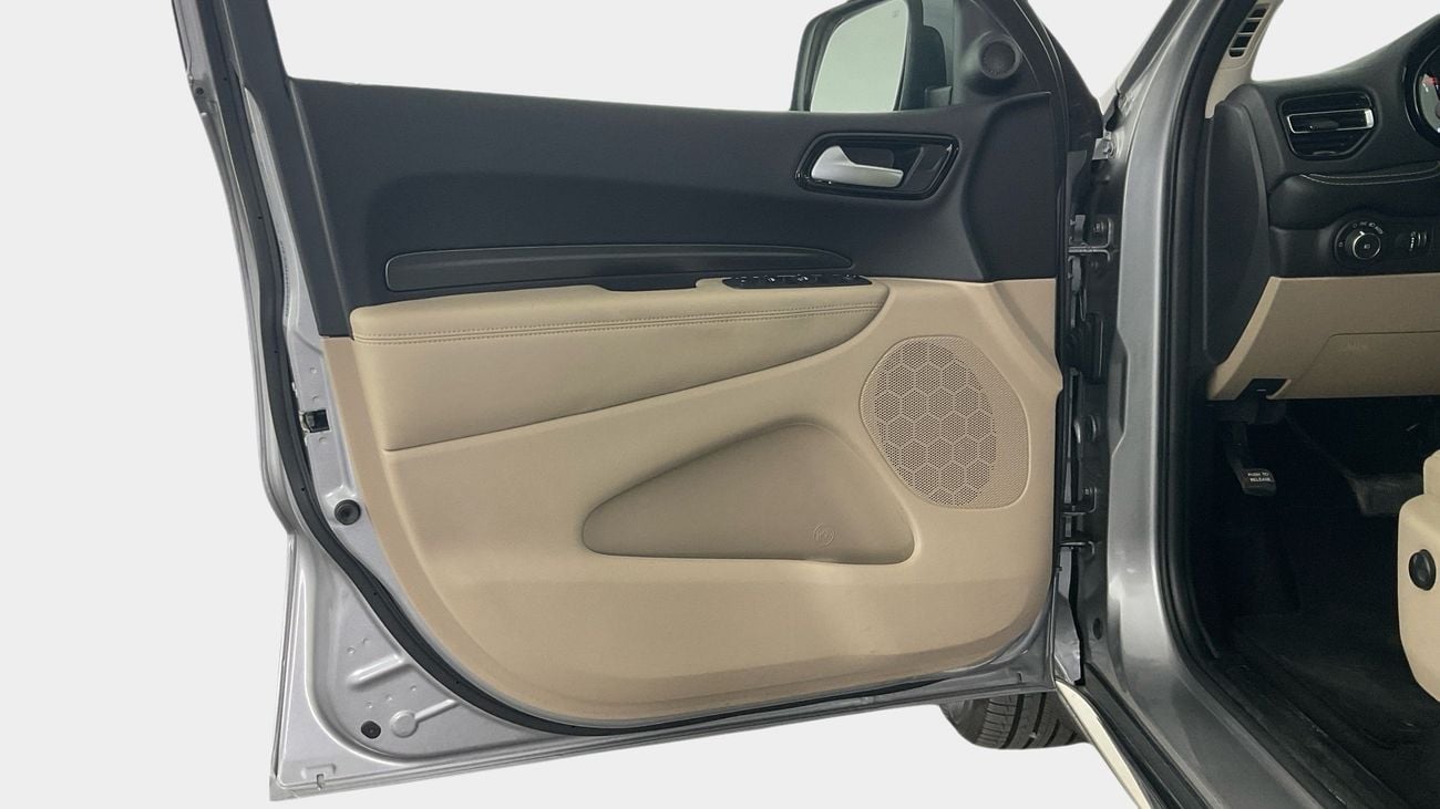دودج دورانجو 3.6 AUTO SXT RWD | شامل الضمان | 0 ﺪﻔﻋﺓ ﺃﻮﻟﻯ