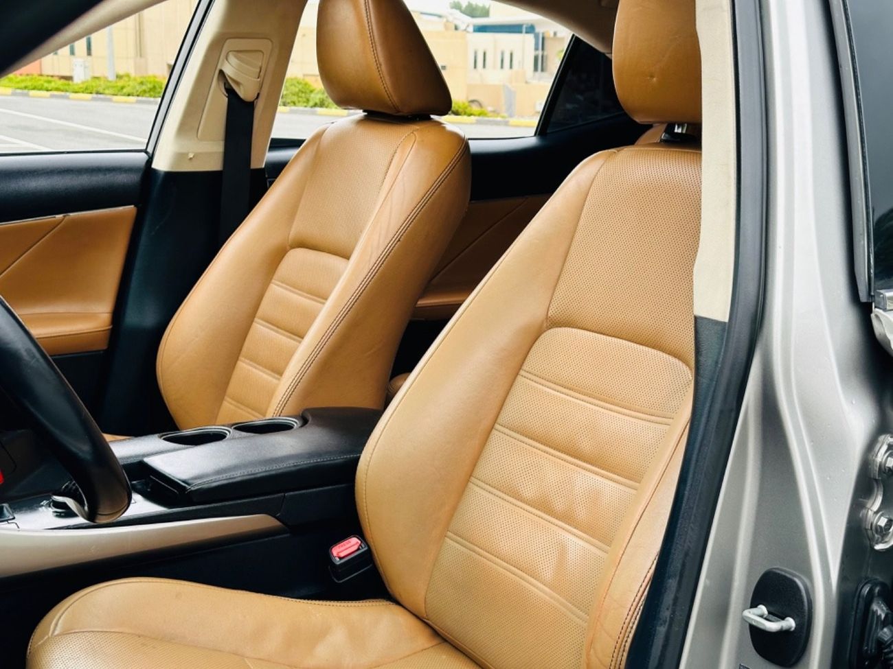 Lexus IS 200 Prestige LEXUS IS200T MODEL 2016 GCC SPACE FULL OPTION