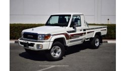 تويوتا لاند كروزر بيك آب 79 Single Cabin Pickup LX-V V6 4.0L Petrol 4WD MT