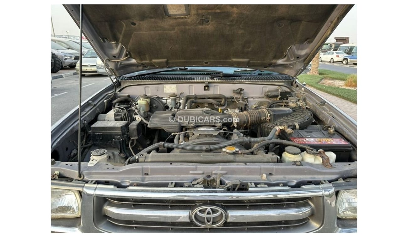 Toyota Hilux 1998 MANUAL | DIESEL 3.0L | DOUBLE CAB | SPORTS BAR | SIDE STEPS & SUN VISORS | GOOD CONDITION