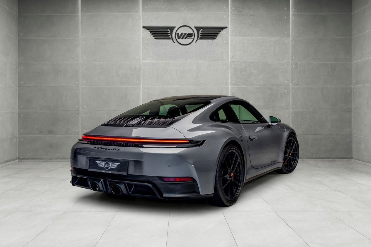 Porsche 911 Carrera GTS 3.0L (450 HP) Coupe